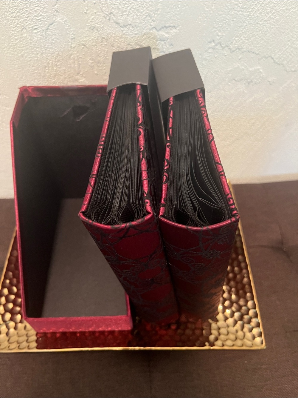 #2283*Elegant Burgundy Compact Accordion Photos Album- Accessories - Picture 1 of 14